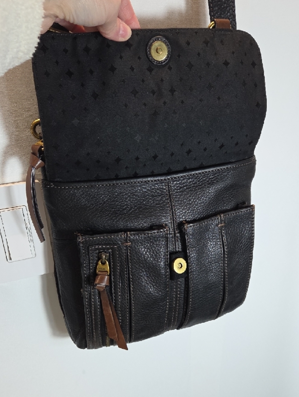 Fossil Black and Brown Leather Crossbody Bag - Picture 2 of 11